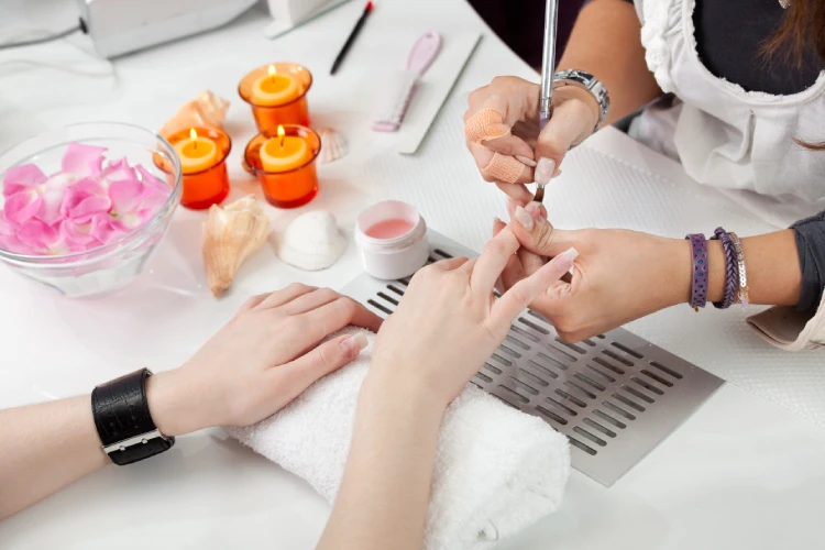 Beautifying Manicure and Pedicure in Denver at Andelana